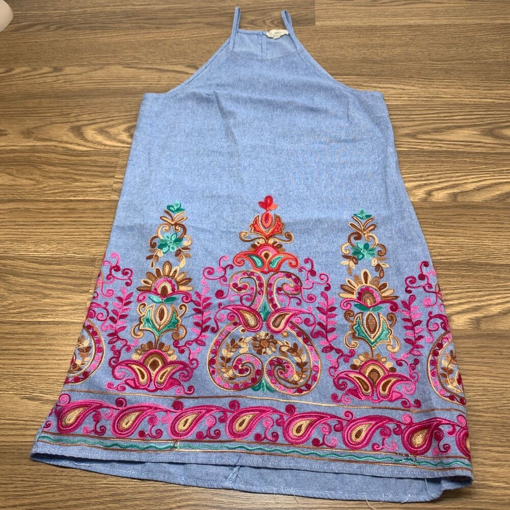 Entro Small Chambray Look Denim Blue Dress Embroidered Accents Womens‎ Floral